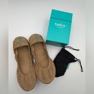 Brentwood Vegan Tieks Size 10